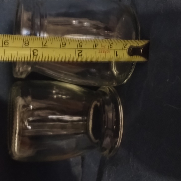 #4 MidCentury Vintage 4 ounce Glass Creamers - Picture 5 of 7